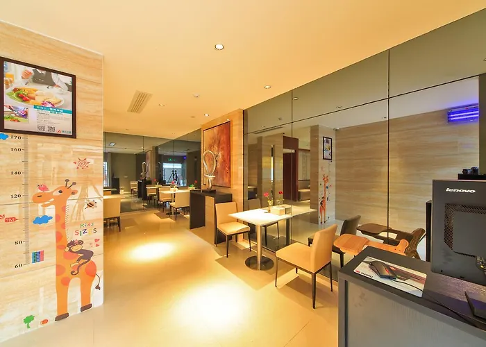 Jinjiang Inn Longyan Zhongshan Road Pedestrian Street